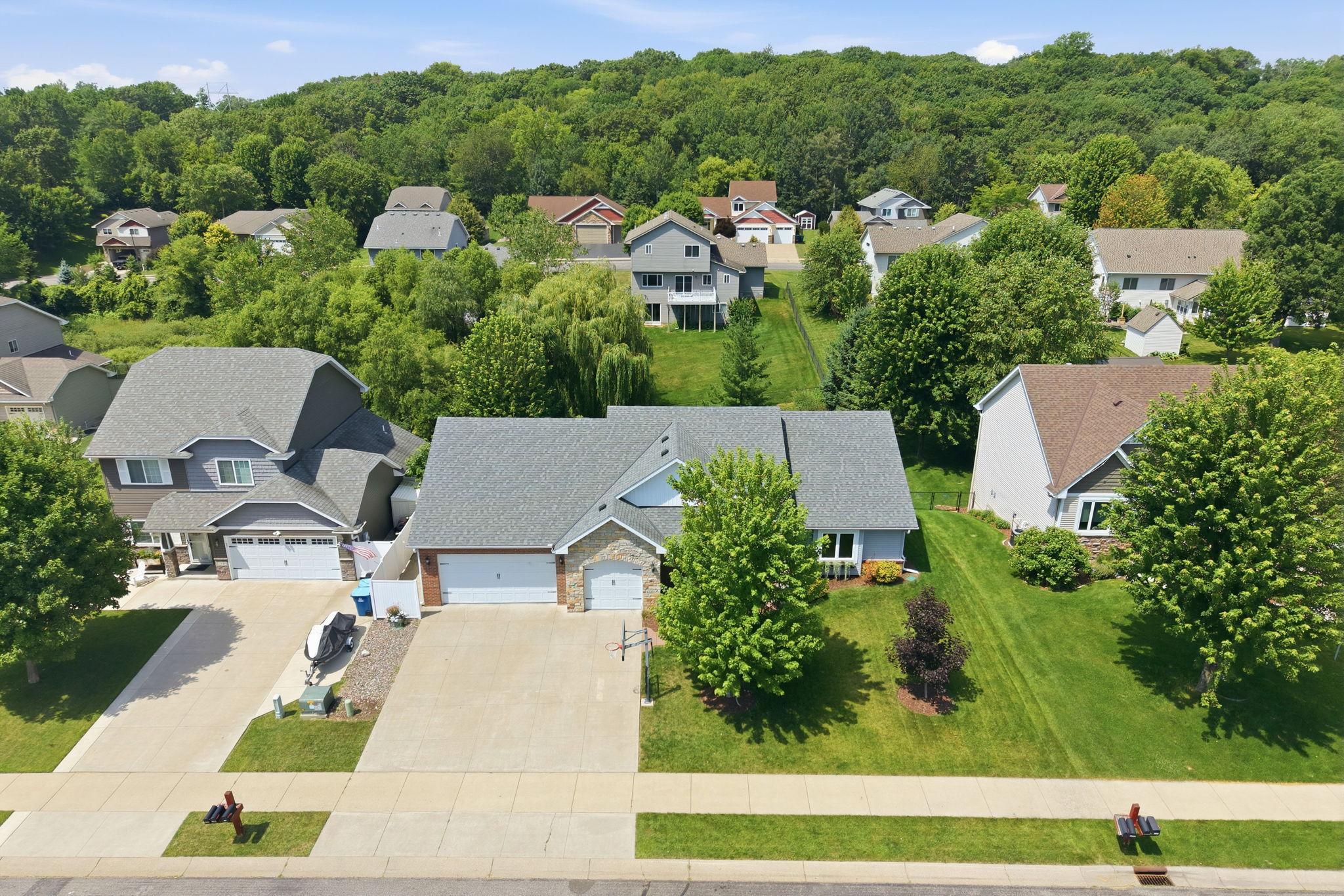 The perfect blend of neighborhood charm with Hillside Park and its mountain biking trails just beyond your backyard.