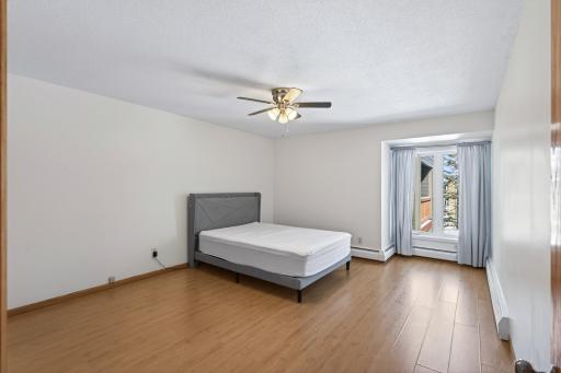 13_450_Ford_Rd_31312_mls.jpg
