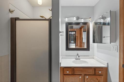 17_450_Ford_Rd_31316_mls.jpg