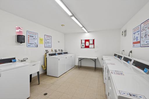 coin laundry _mls.jpg