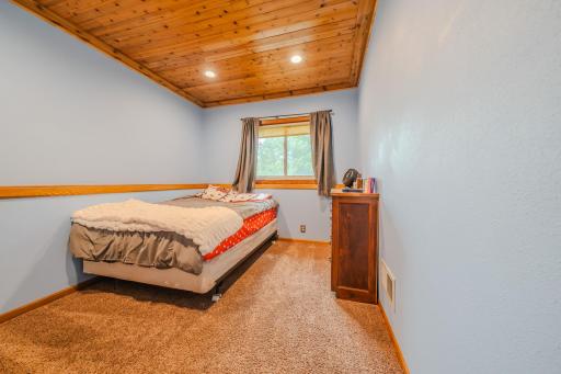 5708 Nightingale Court, Saint Cloud, MN 56303