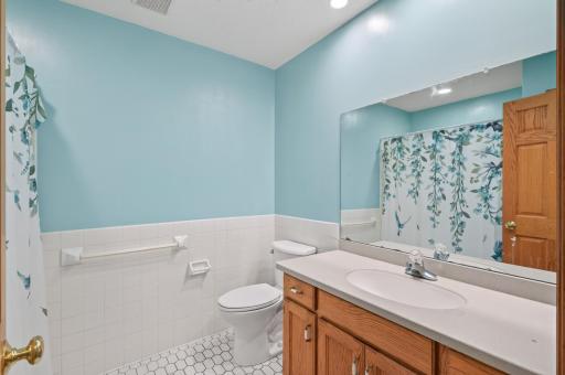 820 86th Lane NW, Coon Rapids, MN 55433