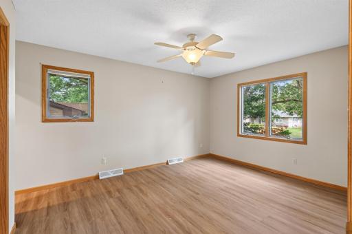 820 86th Lane NW, Coon Rapids, MN 55433