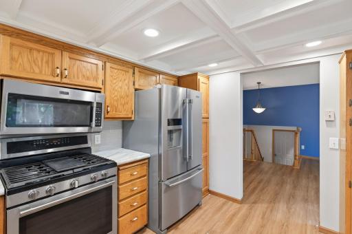 820 86th Lane NW, Coon Rapids, MN 55433
