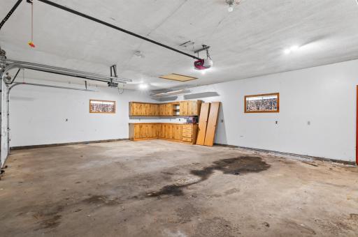 820 86th Lane NW, Coon Rapids, MN 55433