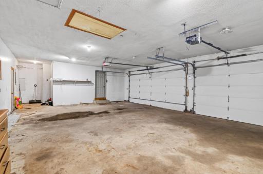 820 86th Lane NW, Coon Rapids, MN 55433