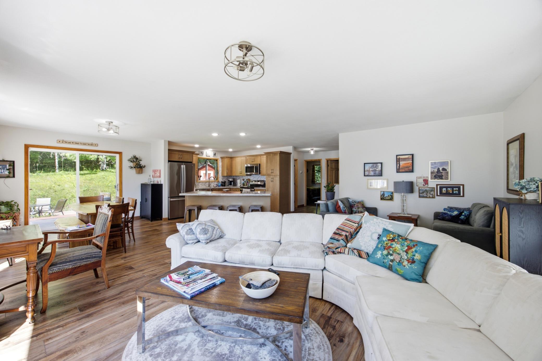 Open concept main level
