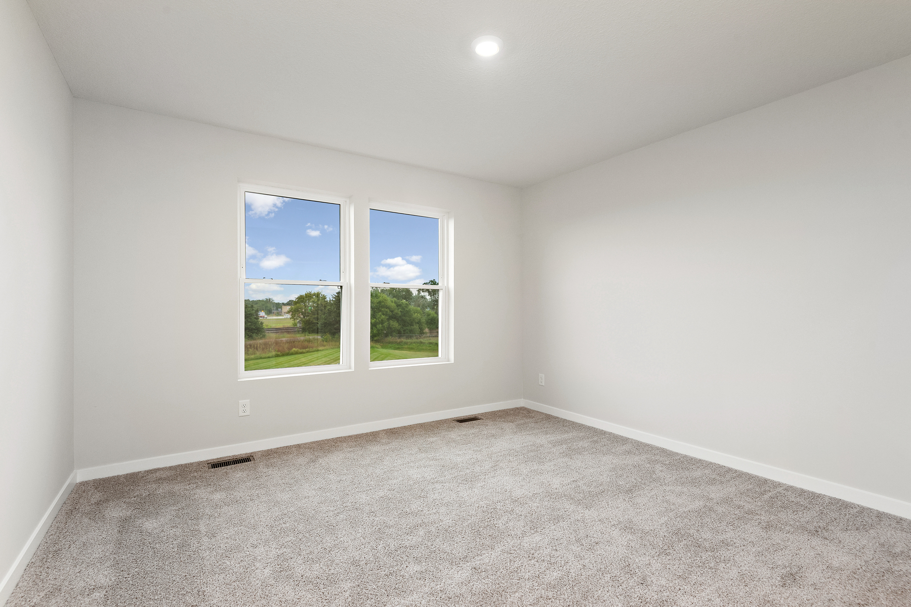 Hayes Main Bedroom 1 L.png