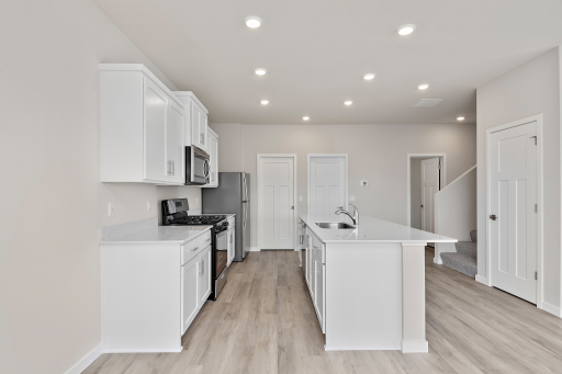 Hayes Kitchen 2 L.png