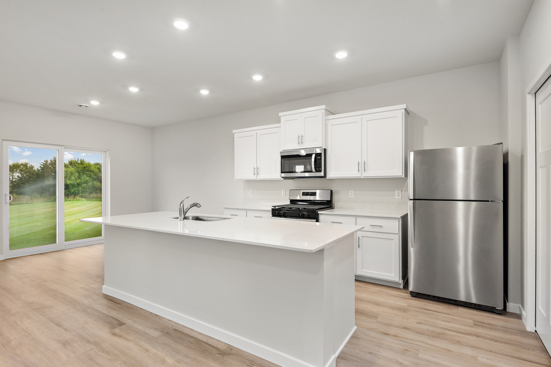 Hayes Kitchen 1 L.png