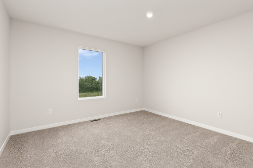 Hayes Bedroom 2 L.png