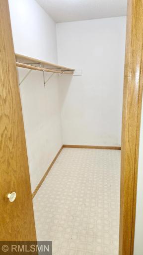 8001 Jeffery Avenue S, Cottage Grove, MN 55016