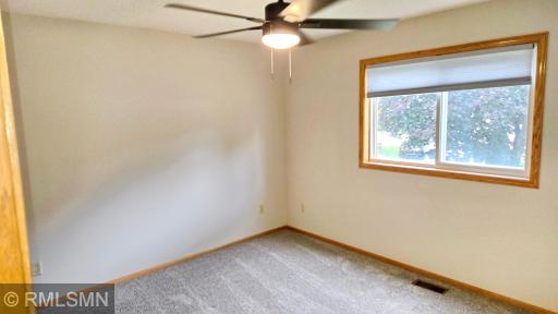 8001 Jeffery Avenue S, Cottage Grove, MN 55016