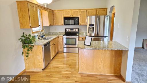 8001 Jeffery Avenue S, Cottage Grove, MN 55016