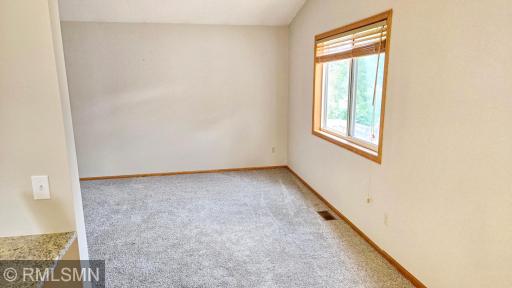 8001 Jeffery Avenue S, Cottage Grove, MN 55016