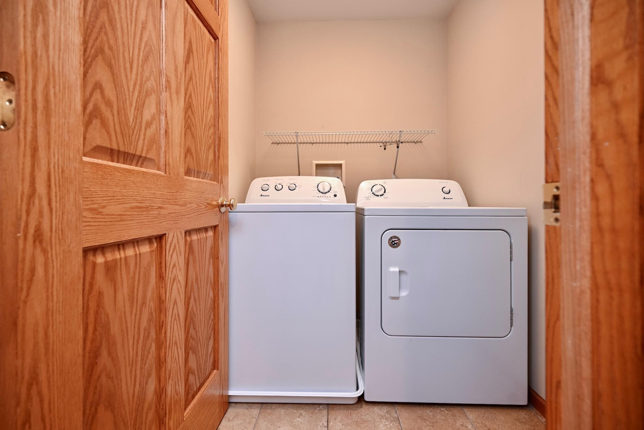UL Laundry Area - near the bedrooms is super convenient!