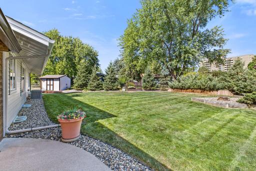 1993 Warbler Lane, Saint Paul, MN 55119