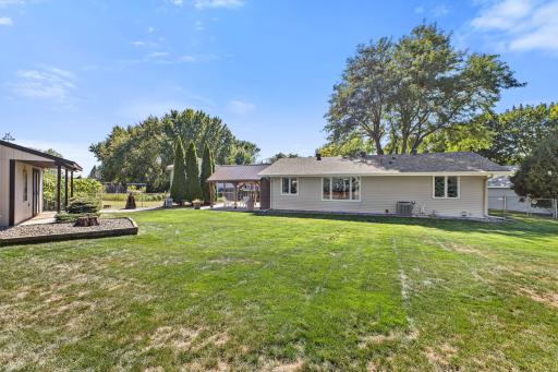 1993 Warbler Lane, Saint Paul, MN 55119