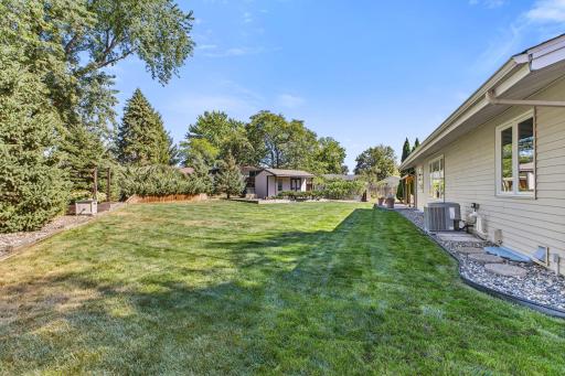 1993 Warbler Lane, Saint Paul, MN 55119