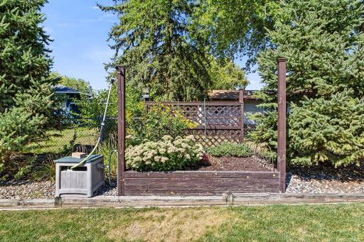 1993 Warbler Lane, Saint Paul, MN 55119