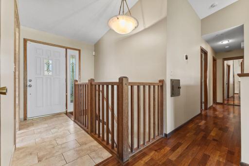 1993 Warbler Lane, Saint Paul, MN 55119