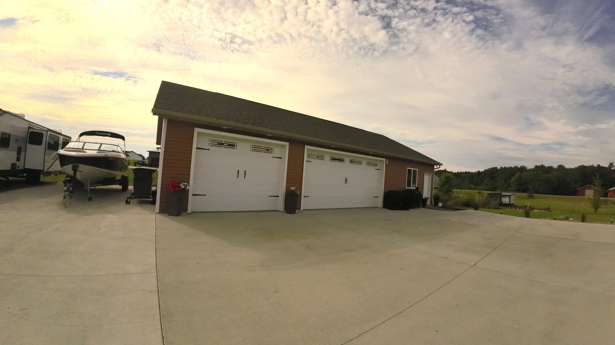 3 stall garage and bonus area