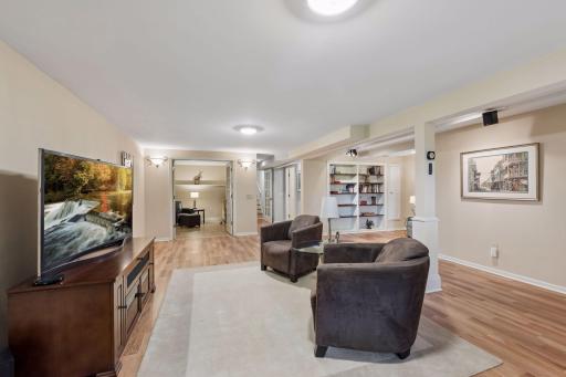 18864 Heathcote Drive, Wayzata, MN 55391