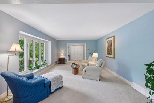 18864 Heathcote Drive, Wayzata, MN 55391