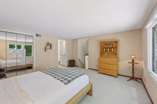 18864 Heathcote Drive, Wayzata, MN 55391