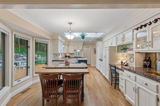 18864 Heathcote Drive, Wayzata, MN 55391