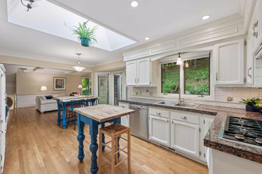 18864 Heathcote Drive, Wayzata, MN 55391