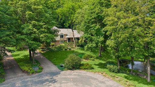 18864 Heathcote Drive, Wayzata, MN 55391