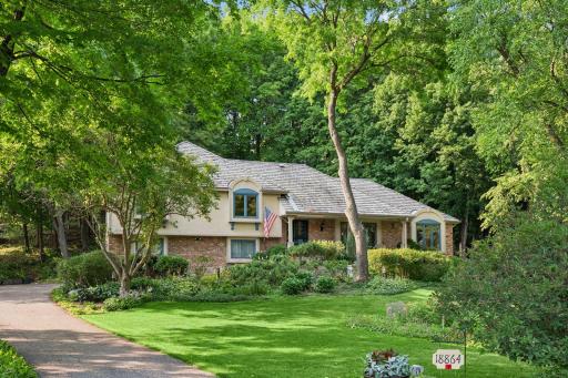 18864 Heathcote Drive, Wayzata, MN 55391