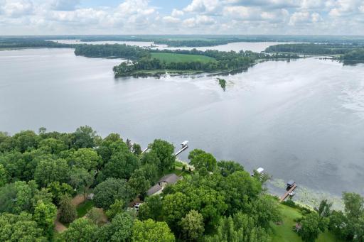 33-web-or-mls-25076-swedes-bay-ln.jpg