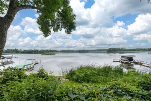 44-web-or-mls-25076-swedes-bay-ln.jpg