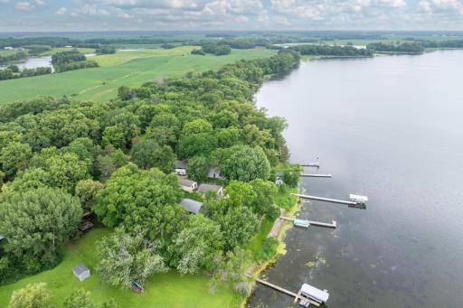 29-web-or-mls-25076-swedes-bay-ln.jpg