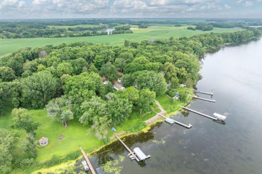 28-web-or-mls-25076-swedes-bay-ln.jpg