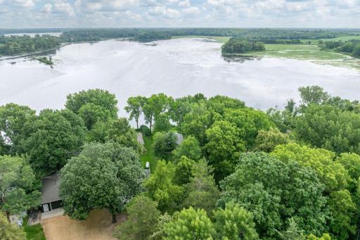 38-web-or-mls-25076-swedes-bay-ln.jpg