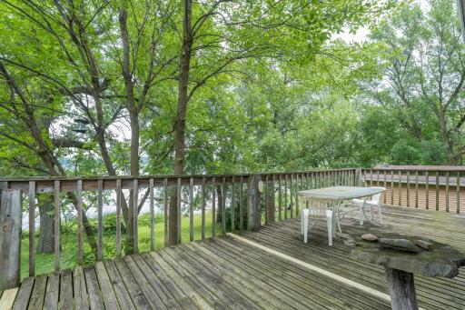 19-web-or-mls-25076-swedes-bay-ln.jpg