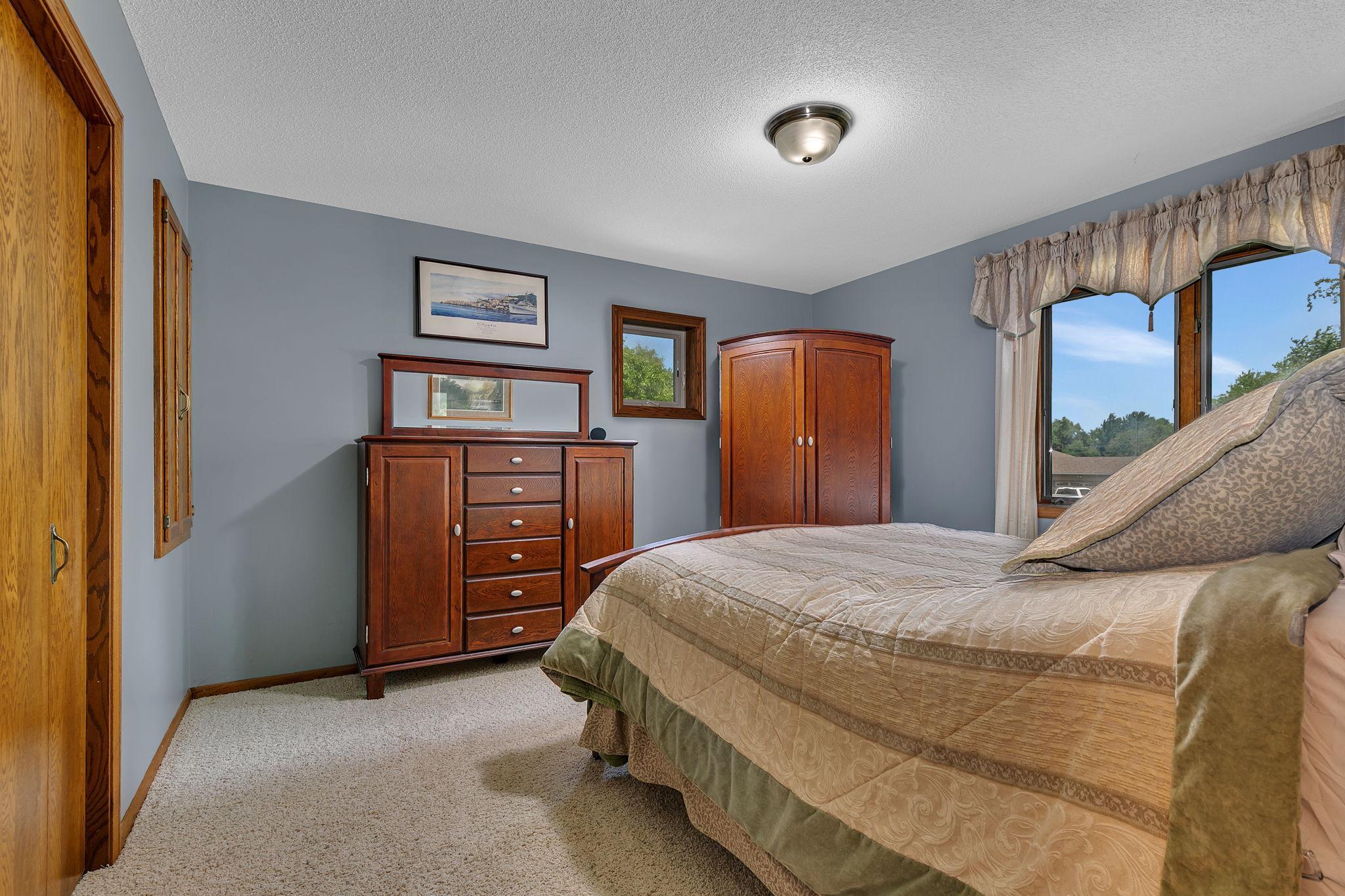 Upper Level Bedroom 1