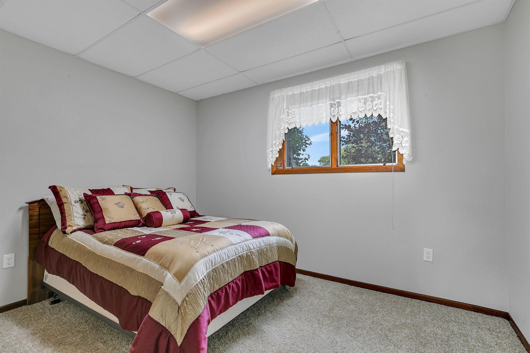 LL Bedroom 3