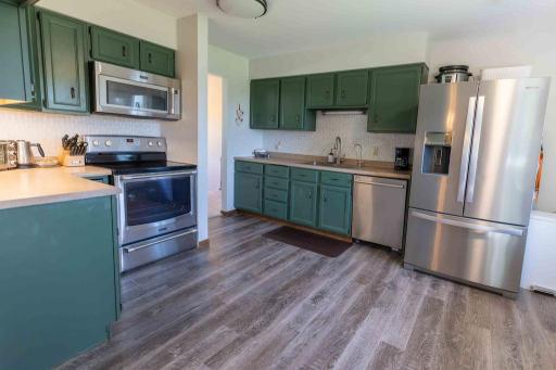 207 Maple Avenue SW, Elysian, MN 56028