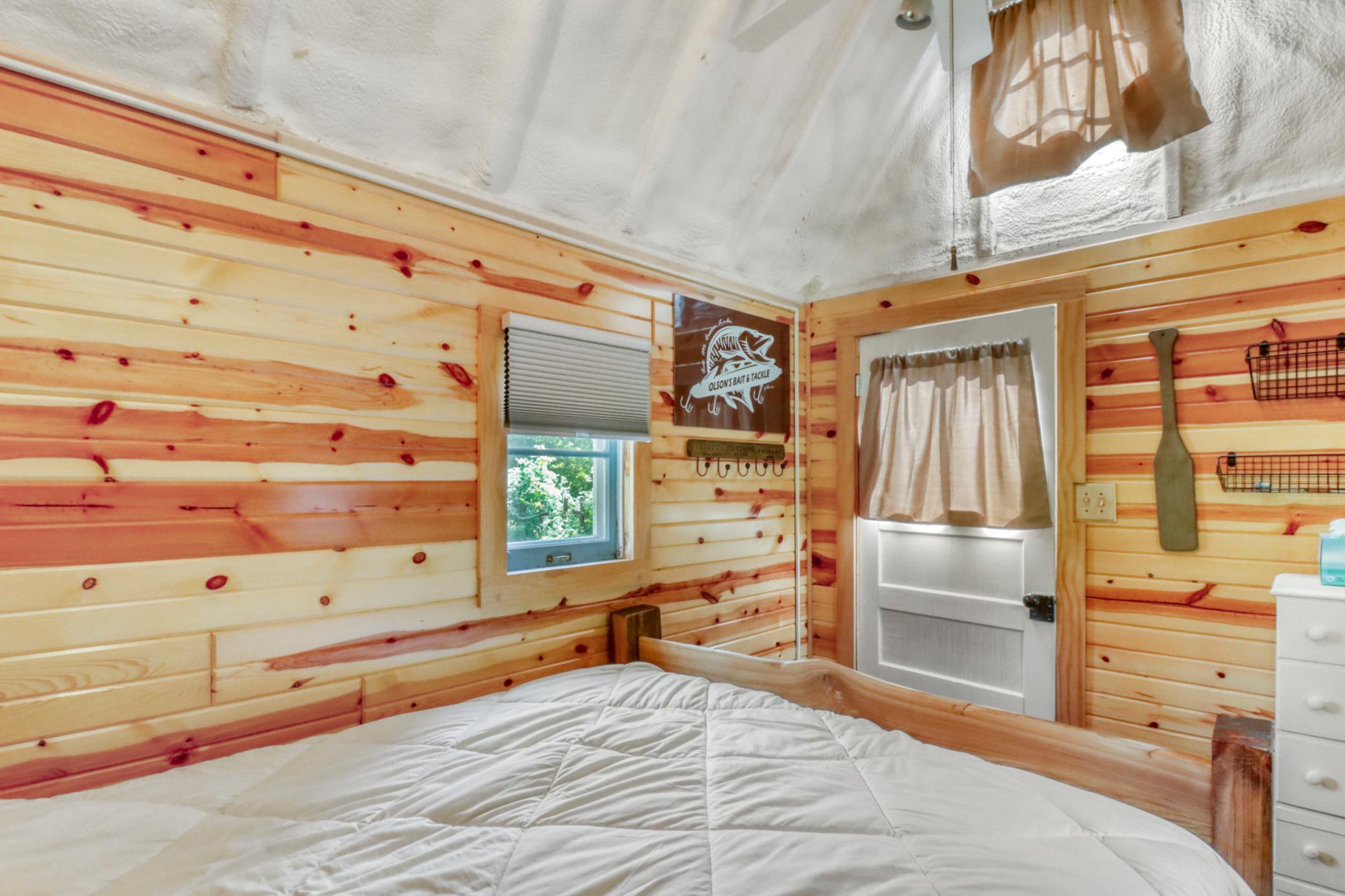 Guesthouseroom1_1.JPG