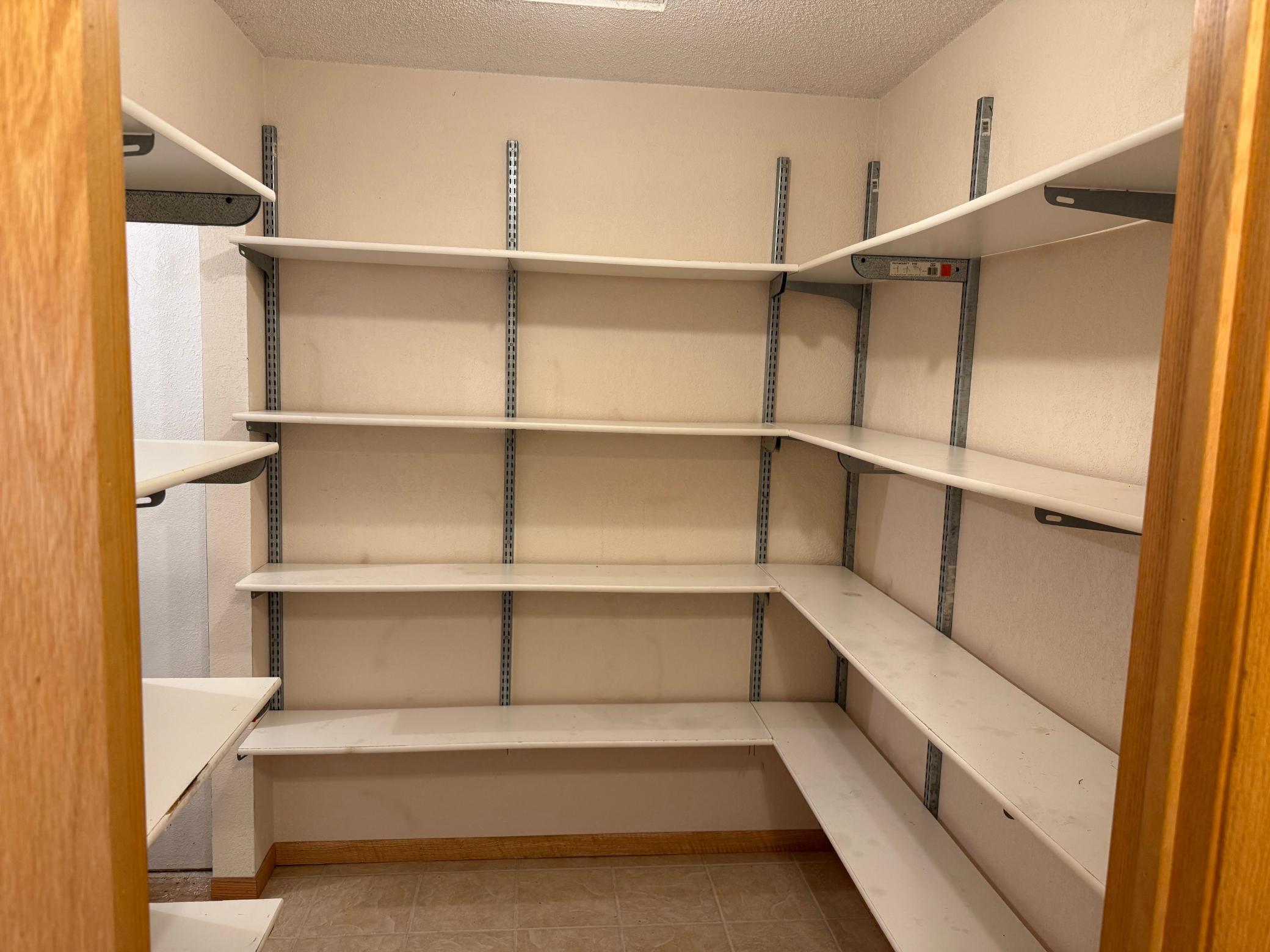 Front foyer closet.jpeg