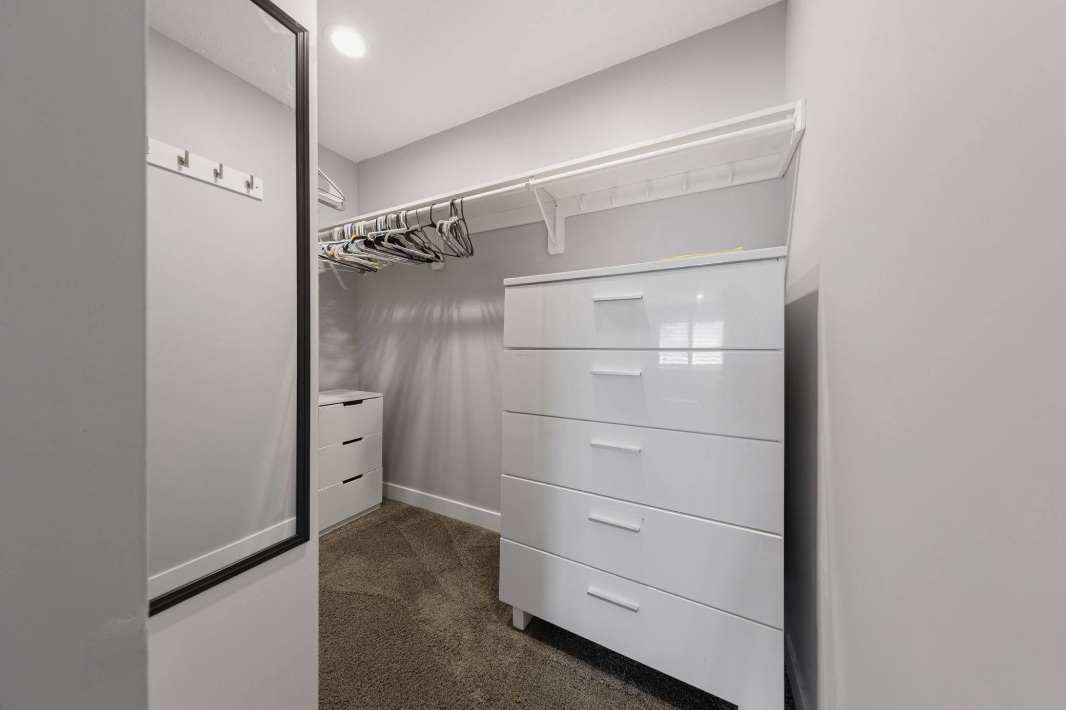 43 bedroom 3 wic_lower.jpg