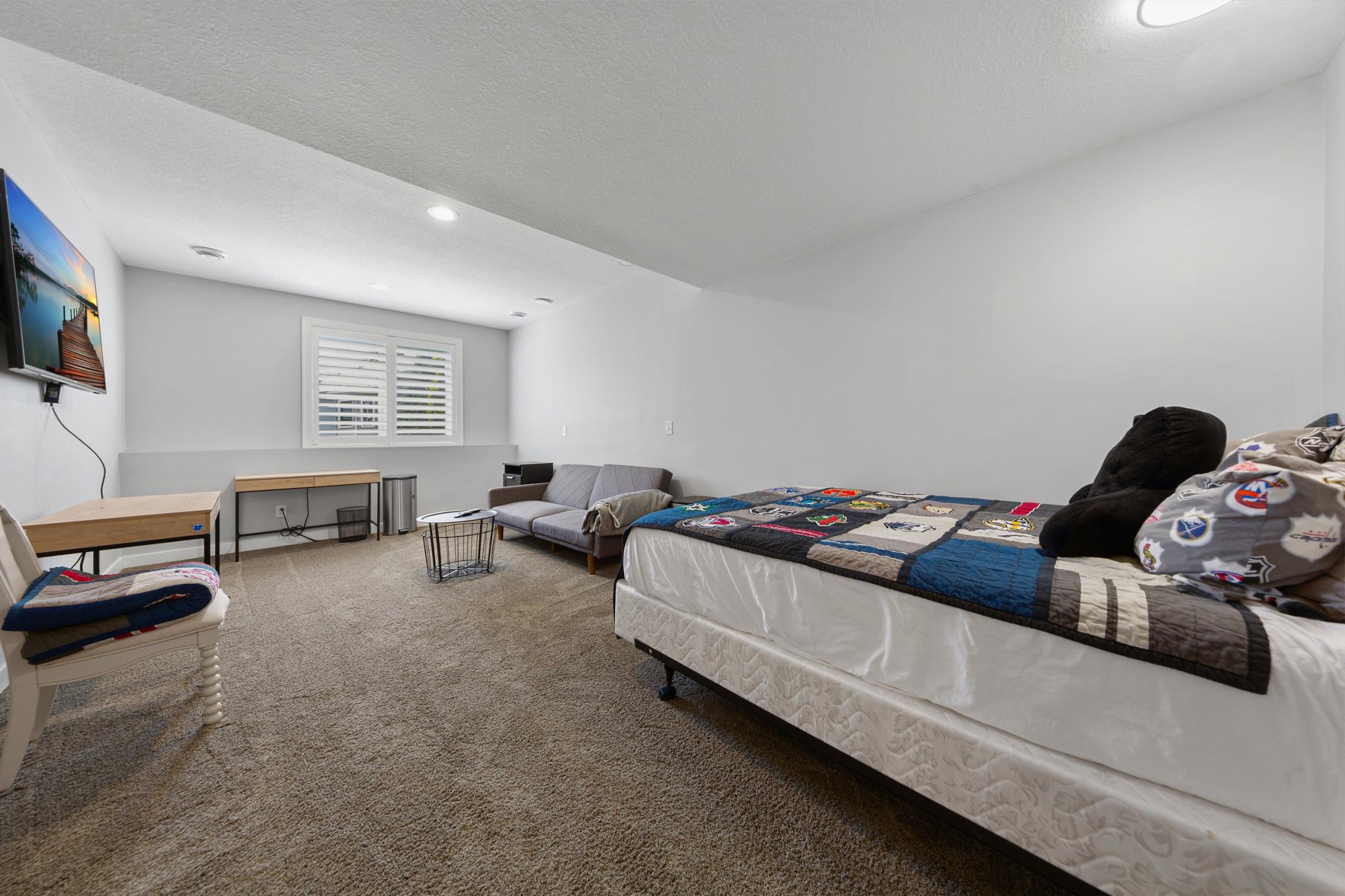 40 bedroom 3_lower.jpg