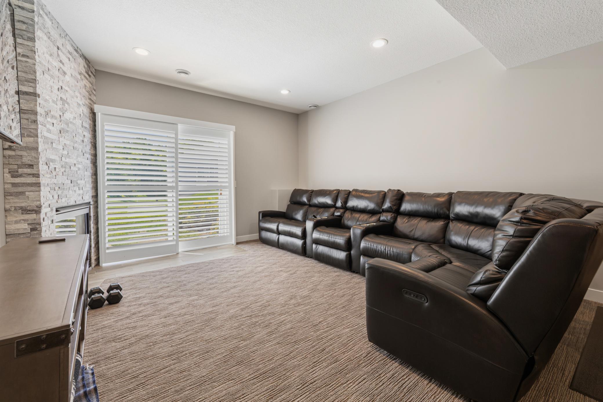 36 family room_lower.jpg
