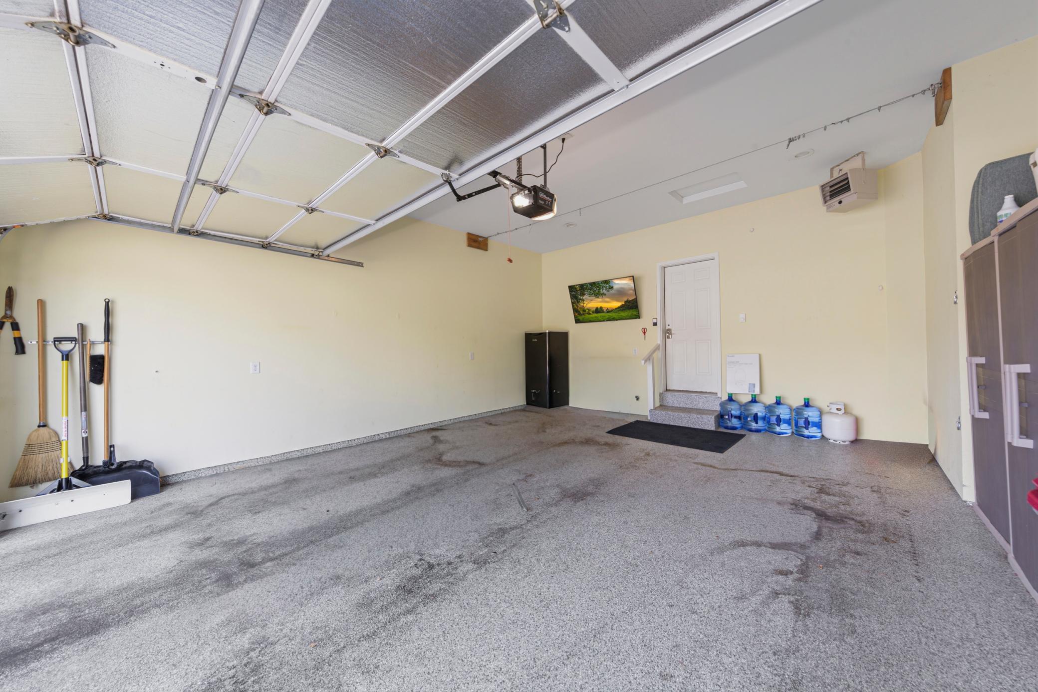 45 garage.jpg