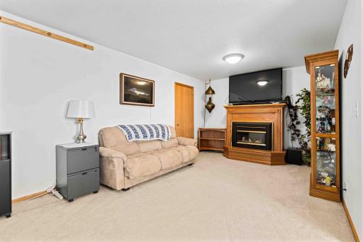 4324 39 1/2 Avenue S, Fargo, ND 58104