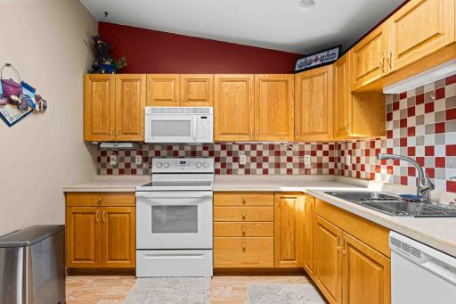 4324 39 1/2 Avenue S, Fargo, ND 58104